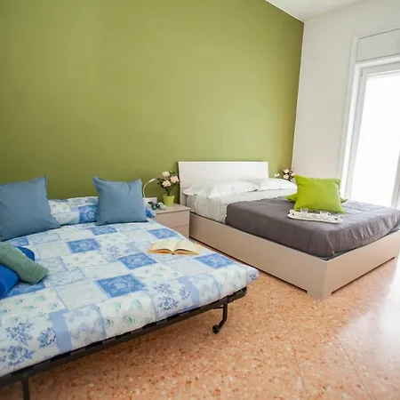 Vanilla Flats Free Parking Apartment