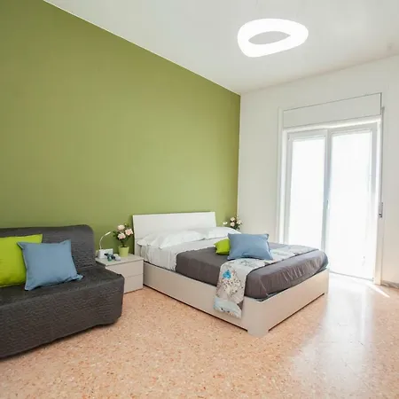 Vanilla Flats Free Parking Apartment